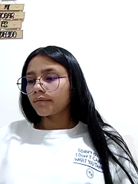 Sofielovee-01 online show from June 2026 01:17:02 AM