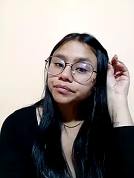 Sofielovee-01 online show from July 2026 12:52:02 AM