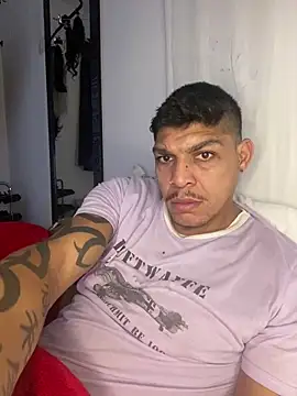 Tatuadomoreno23cm online show from June 2026 10:51:02 AM