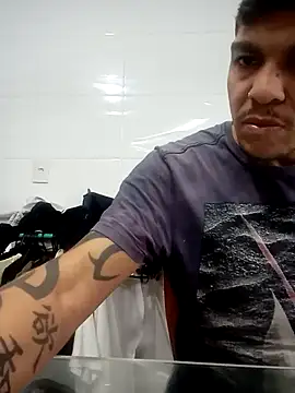 Tatuadomoreno23cm online show from June 2026 11:54:01 AM