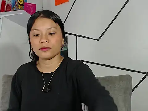 Snapshot of charlotte_vickie chatting on July 2026 11:18:01 AM charlotte vickie online show from July 2026 11:18:01 AM