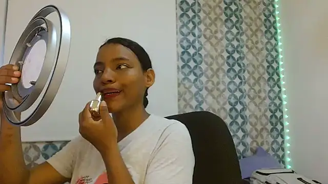 Isabellacarson online show from July 2026 06:16:02 PM