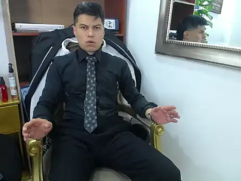 AquilesTaylor online show from July 2026 12:07:02 PM