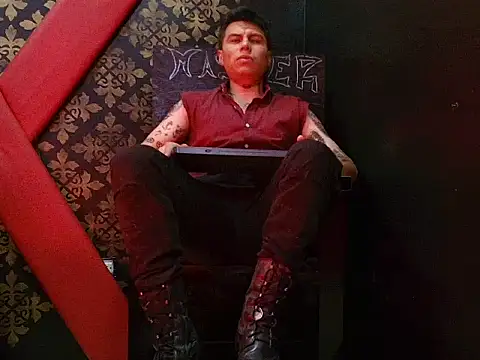 AquilesTaylor online show from July 2026 12:47:02 PM