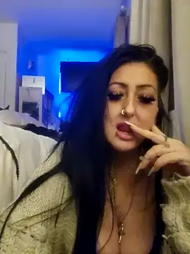 Snapshot of Angeldevlin81 chatting on June 2026 10:54:02 PM Angeldevlin81 online show from June 2026 10:54:02 PM