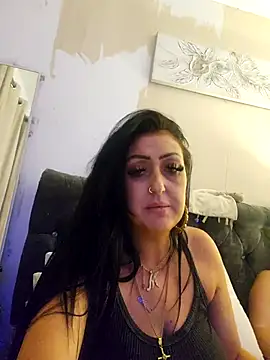 Snapshot of Angeldevlin81 chatting on June 2026 02:05:02 AM Angeldevlin81 online show from June 2026 02:05:02 AM