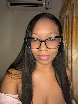 Snapshot of chell_iivy chatting on July 2026 05:33:02 AM chell iivy online show from July 2026 05:33:02 AM