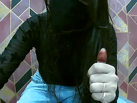 Hot-Roshni online show from June 2026 06:10:01 PM