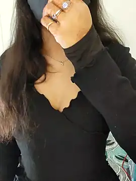 Hot-Roshni online show from July 2026 05:27:01 PM