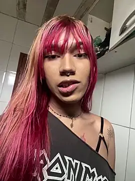 itevellyn  online show from June 2026 04:09:01 PM