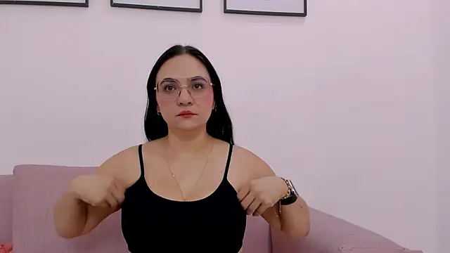 Lunna Ferrer online show from July 2026 01:51:01 PM