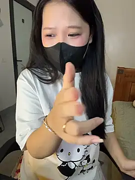Linnacute22 online show from July 2026 04:39:33 PM
