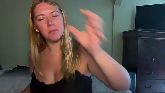 allyanalangell online show from July 2026 04:27:02 PM