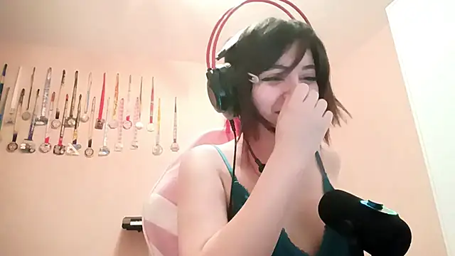 bunnyhoneylovehands online show from June 2026 09:37:02 PM