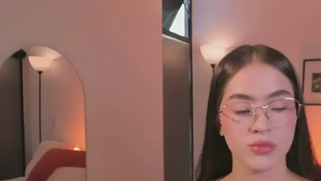 LizzyColins online show from July 2026 07:49:02 PM