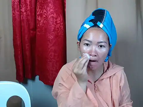 urpretty hotmama online show from July 2026 06:08:01 AM