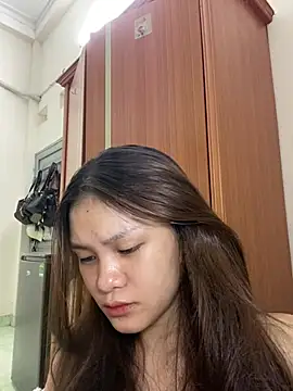 Weevi10 online show from May 2026 08:32:01 AM