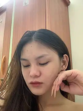 Weevi10 online show from July 2026 06:43:01 PM