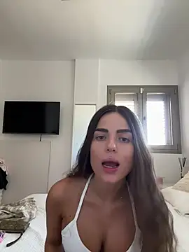 miaabelluccii online show from July 2026 01:40:01 PM