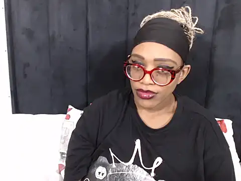 SultryDivax online show from June 2026 11:24:02 PM