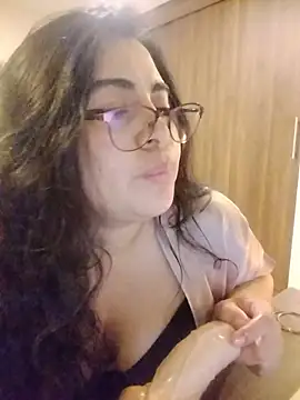 Roxxy Sade online show from June 2026 12:32:02 AM