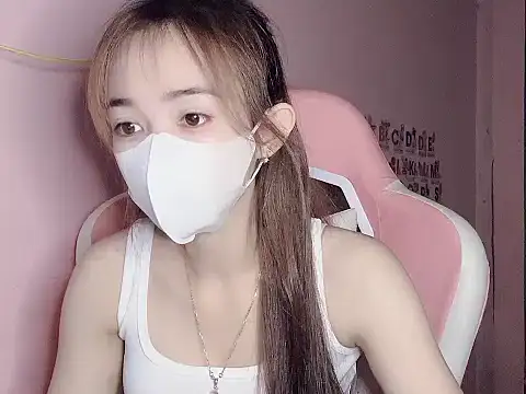 Alee8668 online show from July 2026 05:07:02 PM