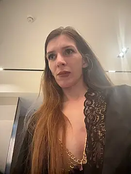 MissAndKiss online show from May 2026 05:31:02 PM