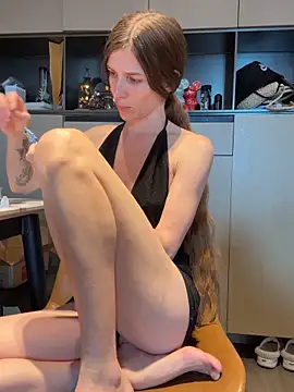 MissAndKiss online show from June 2026 03:37:01 AM