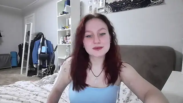 LoiseLovetto online show from June 2026 06:29:01 PM
