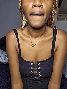 ellyhakz online show from July 2026 03:35:01 AM