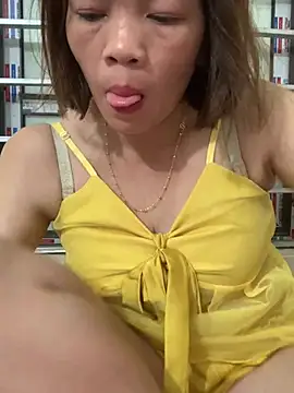 Emlyla online show from June 2026 02:59:02 PM