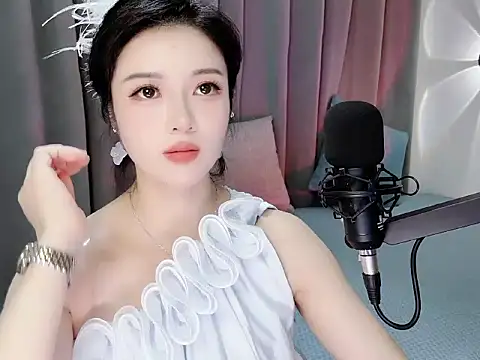 Momo-Wow online show from June 2026 04:52:02 AM
