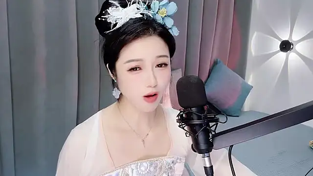 Momo-Wow online show from June 2026 06:37:02 AM