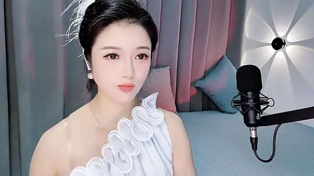 Momo-Wow online show from July 2026 05:57:01 AM