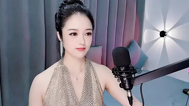 Momo-Wow online show from July 2026 05:22:01 AM