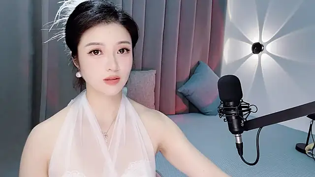 Momo-Wow online show from July 2026 06:11:01 AM