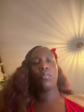 Snapshot of Dulceyesi chatting on June 2026 05:09:02 AM Dulceyesi online show from June 2026 05:09:02 AM