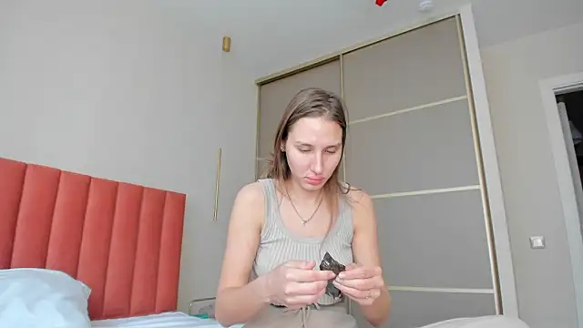 SofiClimbing online show from January 2025 06:18:02 AM