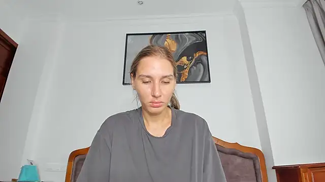 SofiClimbing online show from October 2025 05:40:01 AM