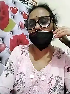 chatterjeesayani567 online show from June 2026 05:13:02 PM