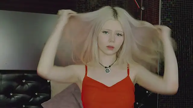 Lucy Bambi online show from June 2026 04:54:01 PM