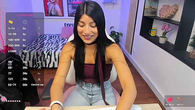Hailey Adams online show from July 2026 12:22:01 PM