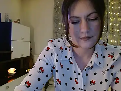 LoraBelle12 online show from June 2026 07:19:02 PM