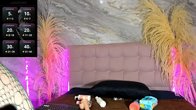 victoria keyy online show from June 2026 01:32:01 PM