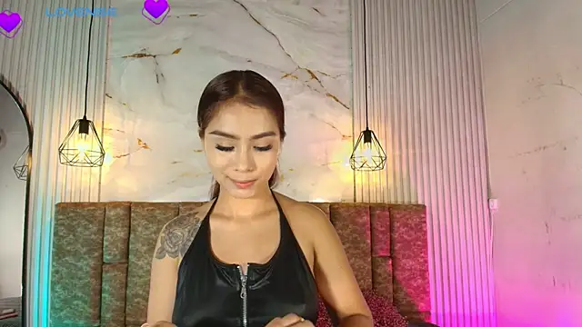 KENNIA SWEETIEE online show from July 2026 10:18:01 AM