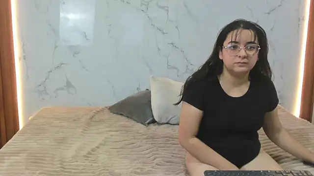 genesis y moon online show from July 2026 02:13:01 PM