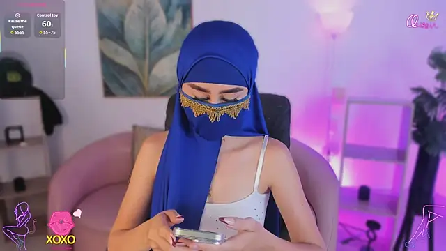 Alina Malak online show from July 2026 07:39:01 PM