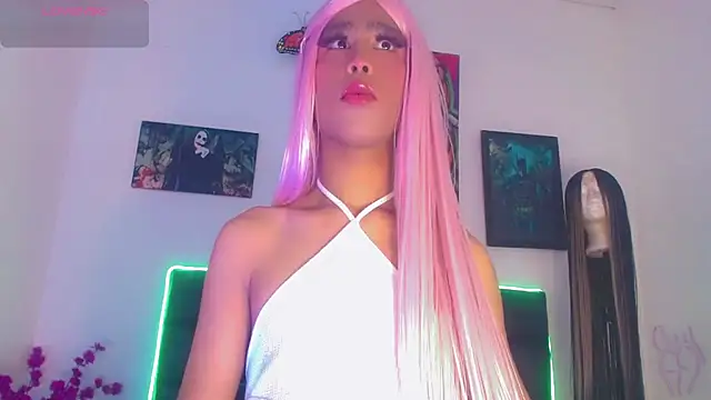 Honey Balenciaga online show from July 2026 07:39:01 PM