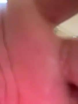 yurfavbaddie online show from June 2026 10:44:01 PM