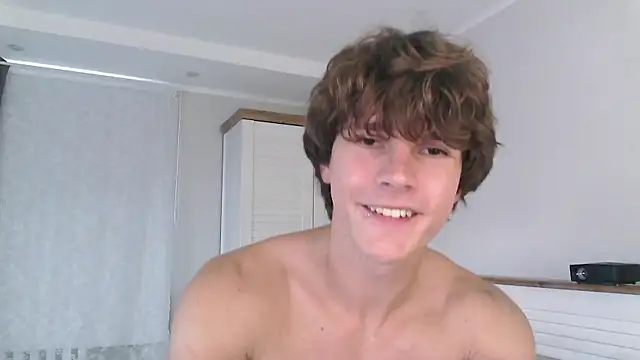 Eric Crush online show from July 2026 04:54:02 AM